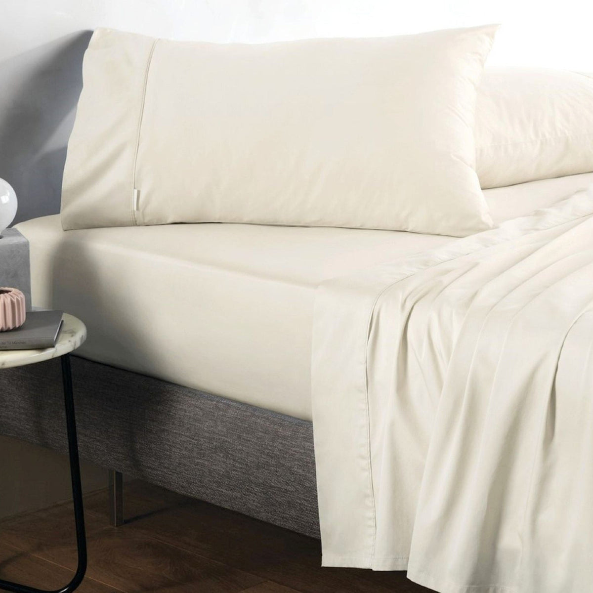 500 TC Cotton Sateen Pillowcase in Chalk