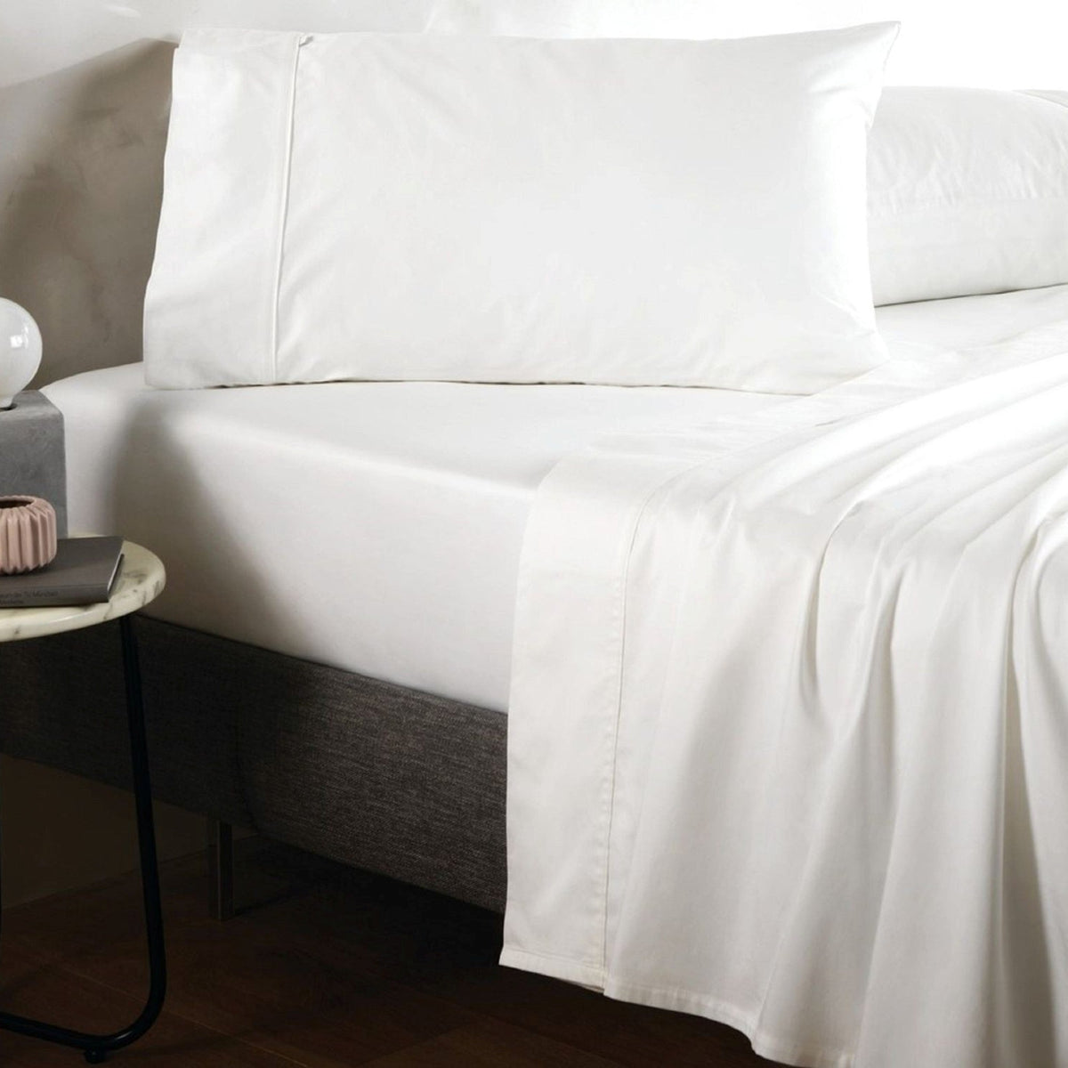 500 TC Cotton Sateen Pillowcase in Snow