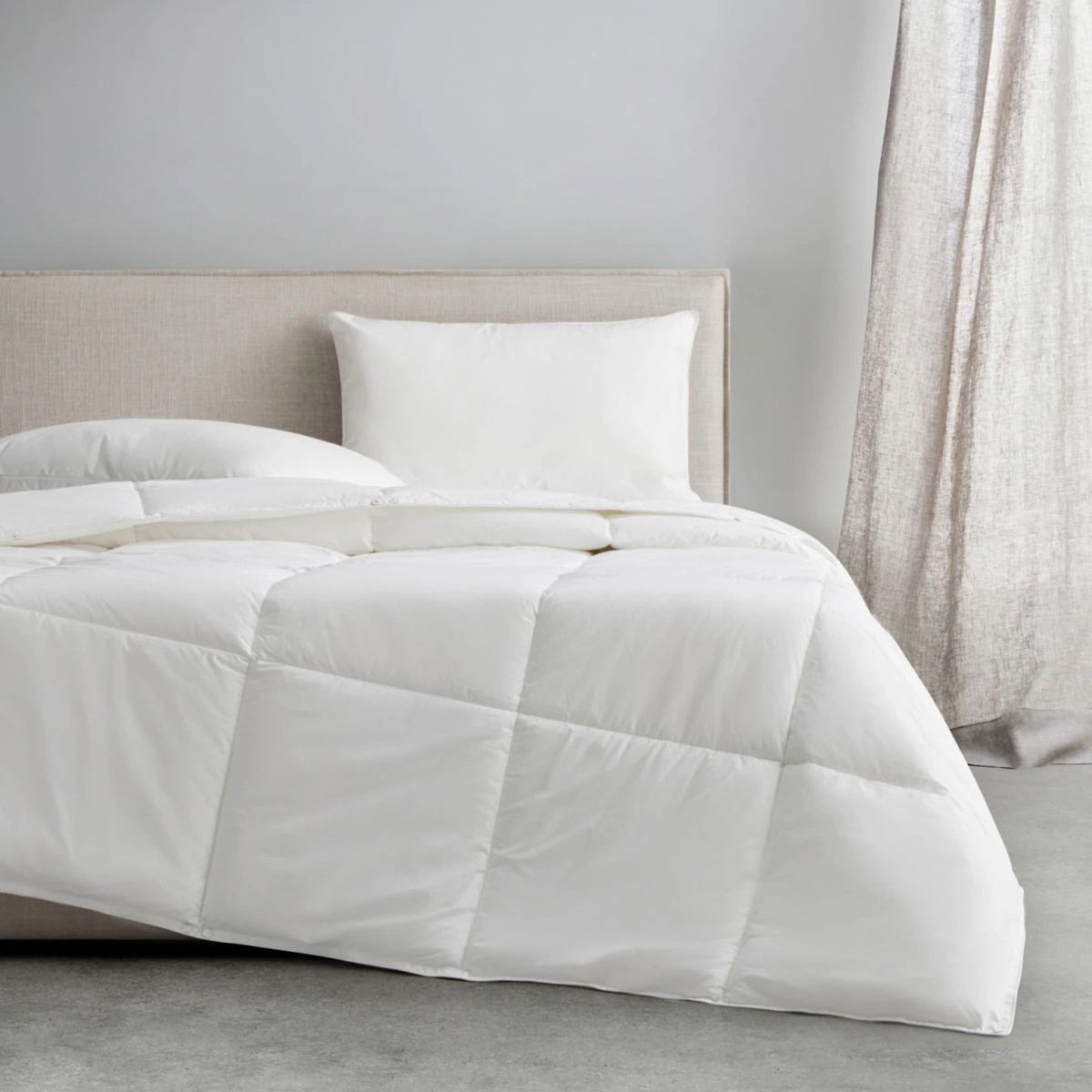 Deluxe Dream Light Tog Duvet in White