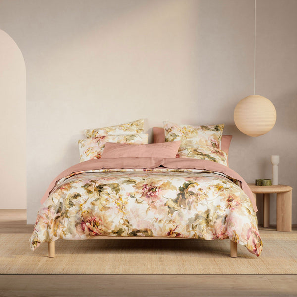 Driessan Duvet Cover Set in Pink