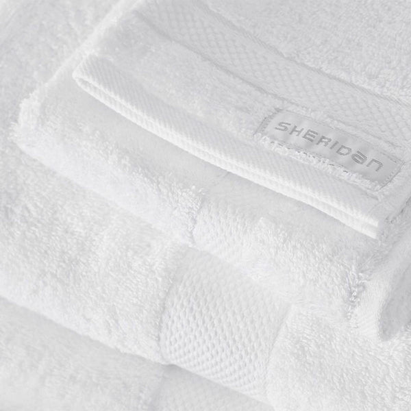 Luxury Egyptian Towel Collection in Snow