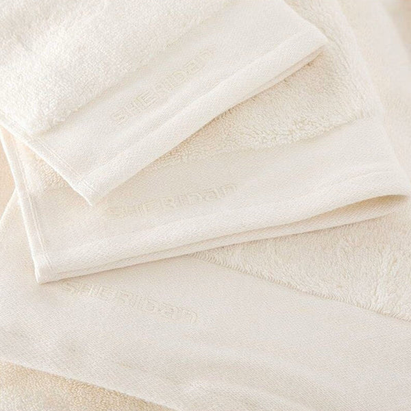 Luxury Retreat Towel Collection in Antique White