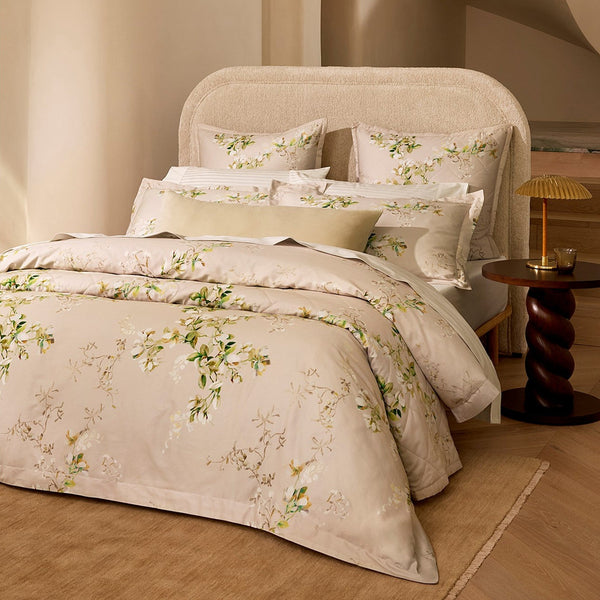 Maja Bedspread in Beige