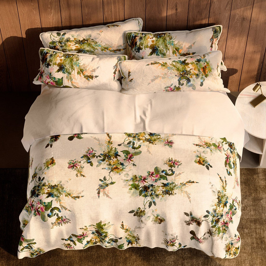 Reilly Floral Duvet Cover Set in Natural